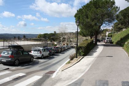 Parking public Route des Serres